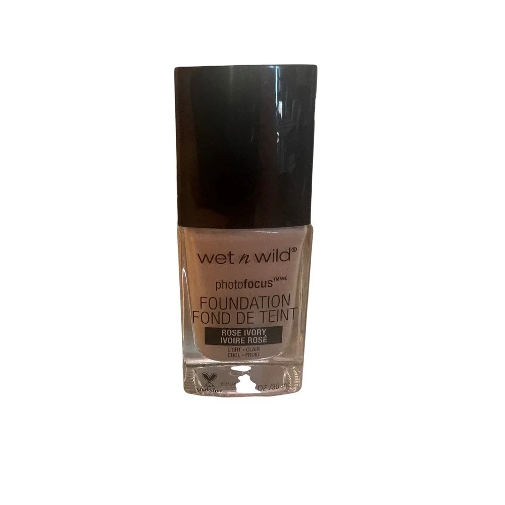 Wet n Wild Photo Focus Foundation Rose‎ Ivory 364C Light Cool Matte 1oz 30ml